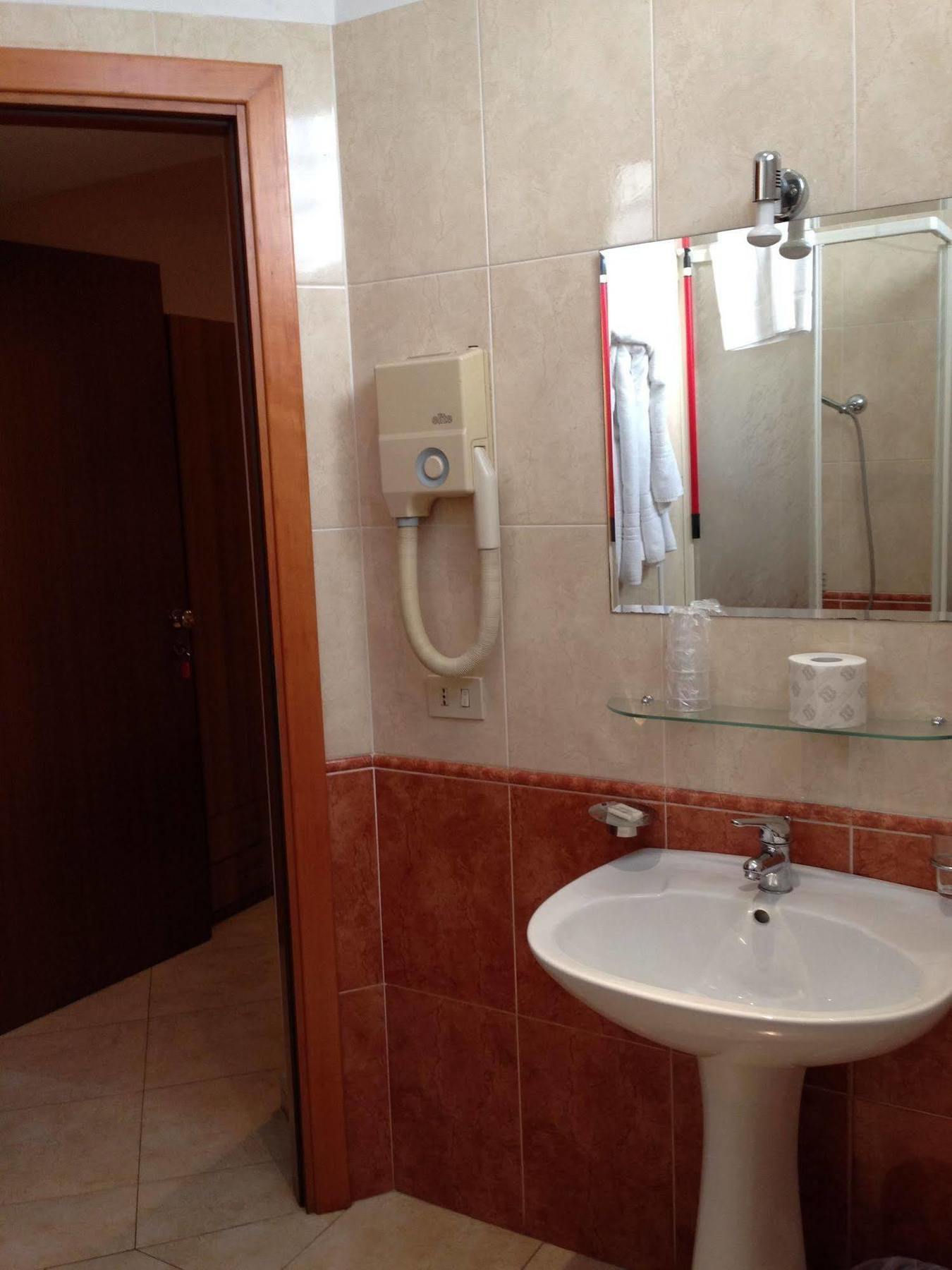 San Paolo Guest House Ρώμη Εξωτερικό φωτογραφία